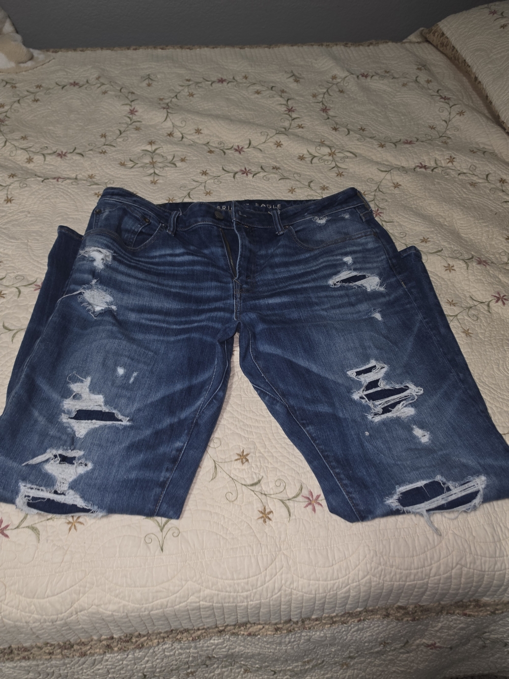 American Eagle Outfitters Distressed Dark Blue Straight Jeans Size 36x32